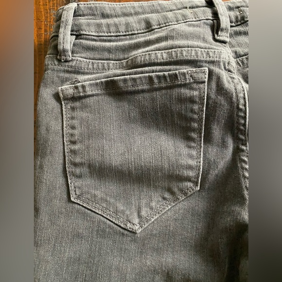 Free People soft wash grey raw hem cropped jeans size 24 EC - Picture 4 of 9